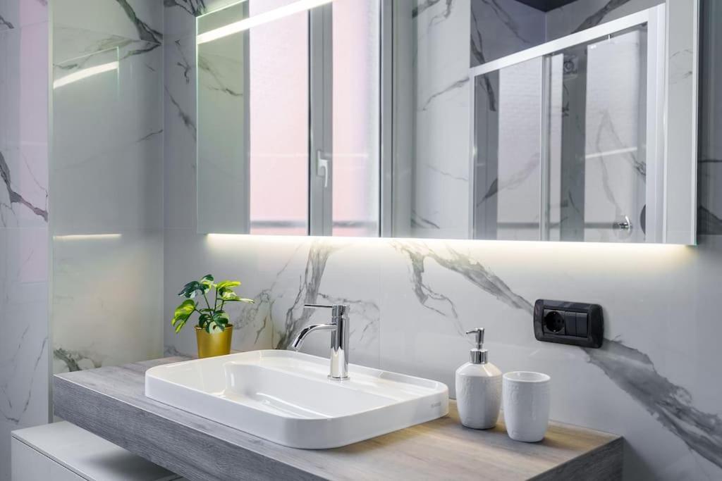 Milano City Apartments - Luxury Apartment In Porta Venezia Экстерьер фото